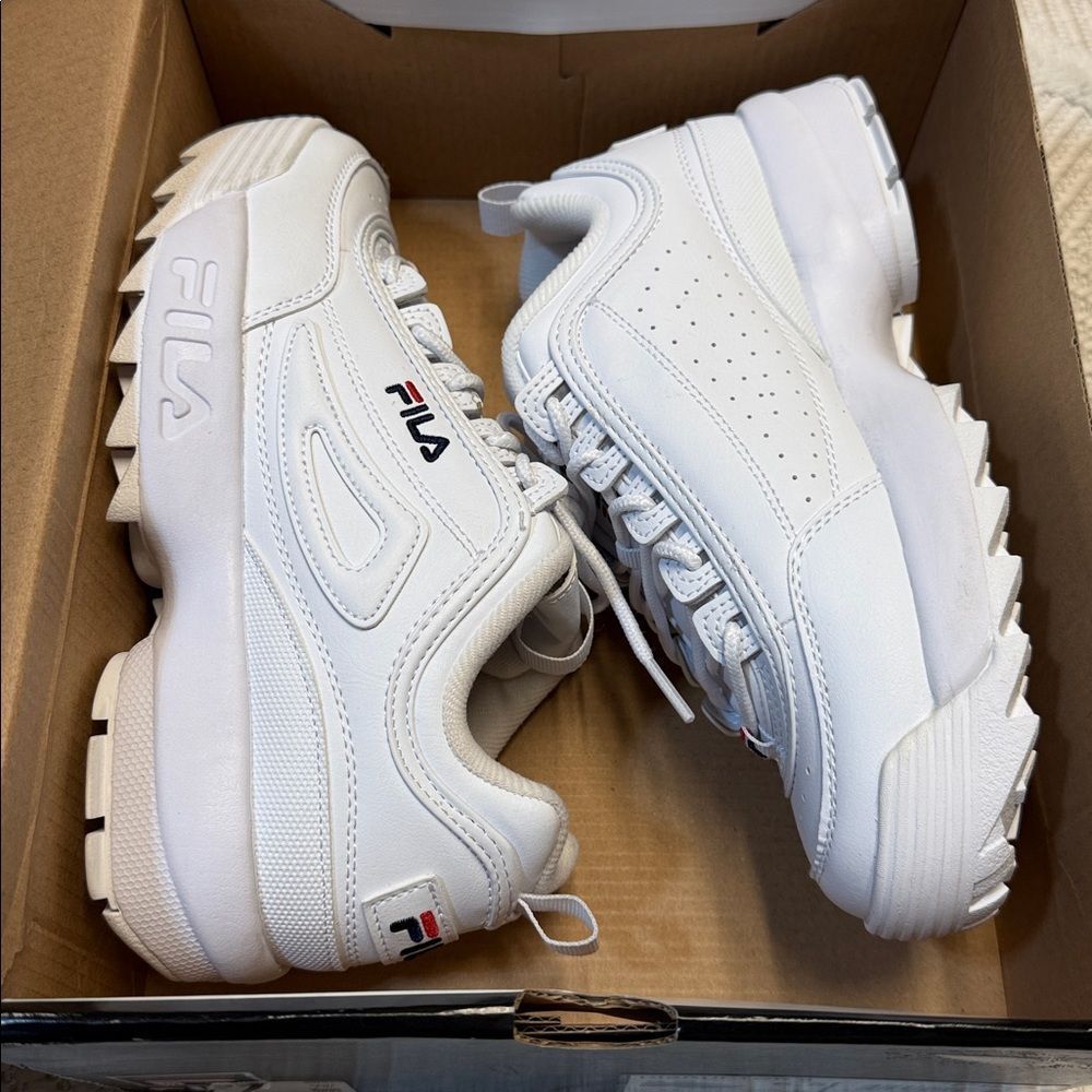 Fila - Disruptor II Premium Sneakers - Picture 9 of 10
